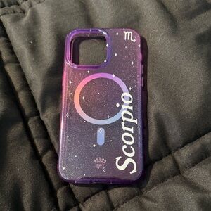 Velvet Caviar Scorpio Case